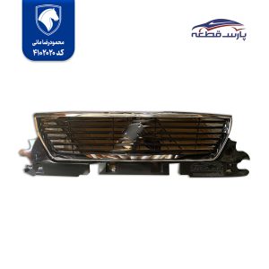 جلو پنجره تارا ایساکو